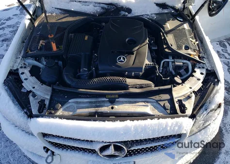 2017 Mercedes-Benz C 300 4Matic из США, поврежденный, VIN WDDWJ4KB9HF524453